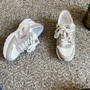 Zeba Handsfree Women US Size 8 Sneakers Shoes Walking White/Sand Comfort